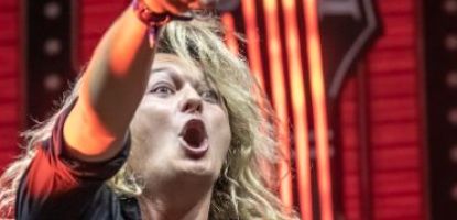 Kissin´ Dynamite